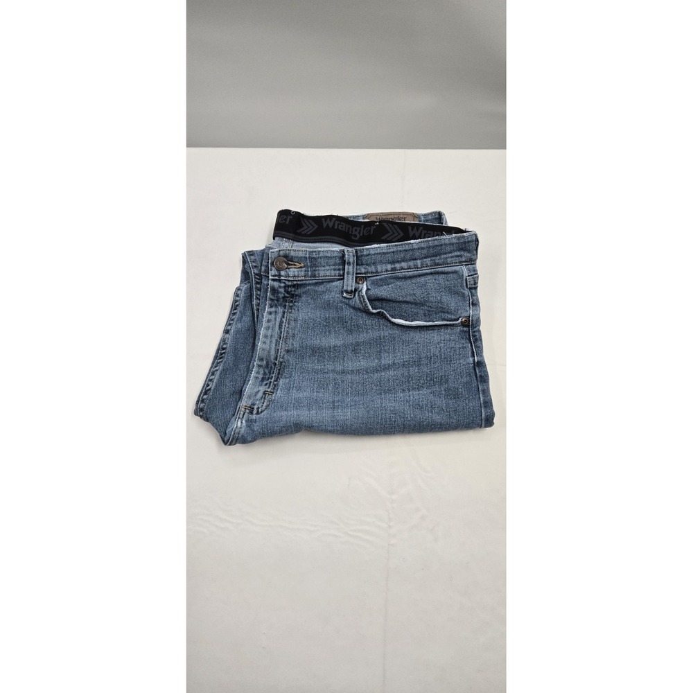 Wrangler Men's Jeans Size 38x29 Blue Denim Straight Leg Performance Series